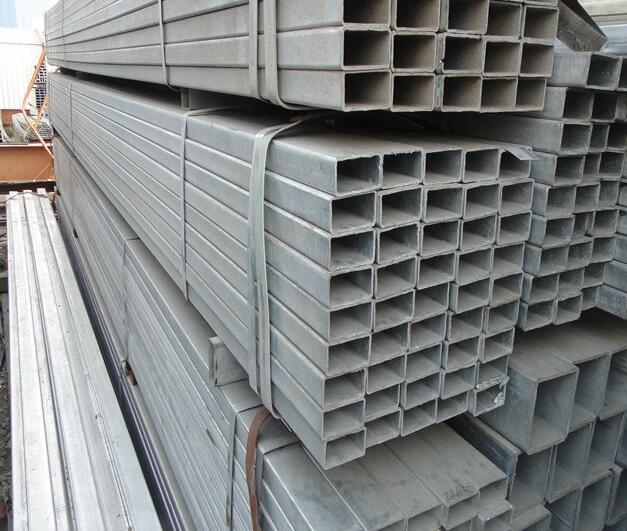 �º���п����